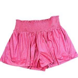 TCEC darling pink shiny short. Sz lg.